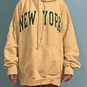 *Super Rare* Brandy Melville/John Galt New York Hoodie NWOT